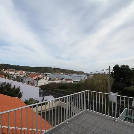 Nandes Place Apartment